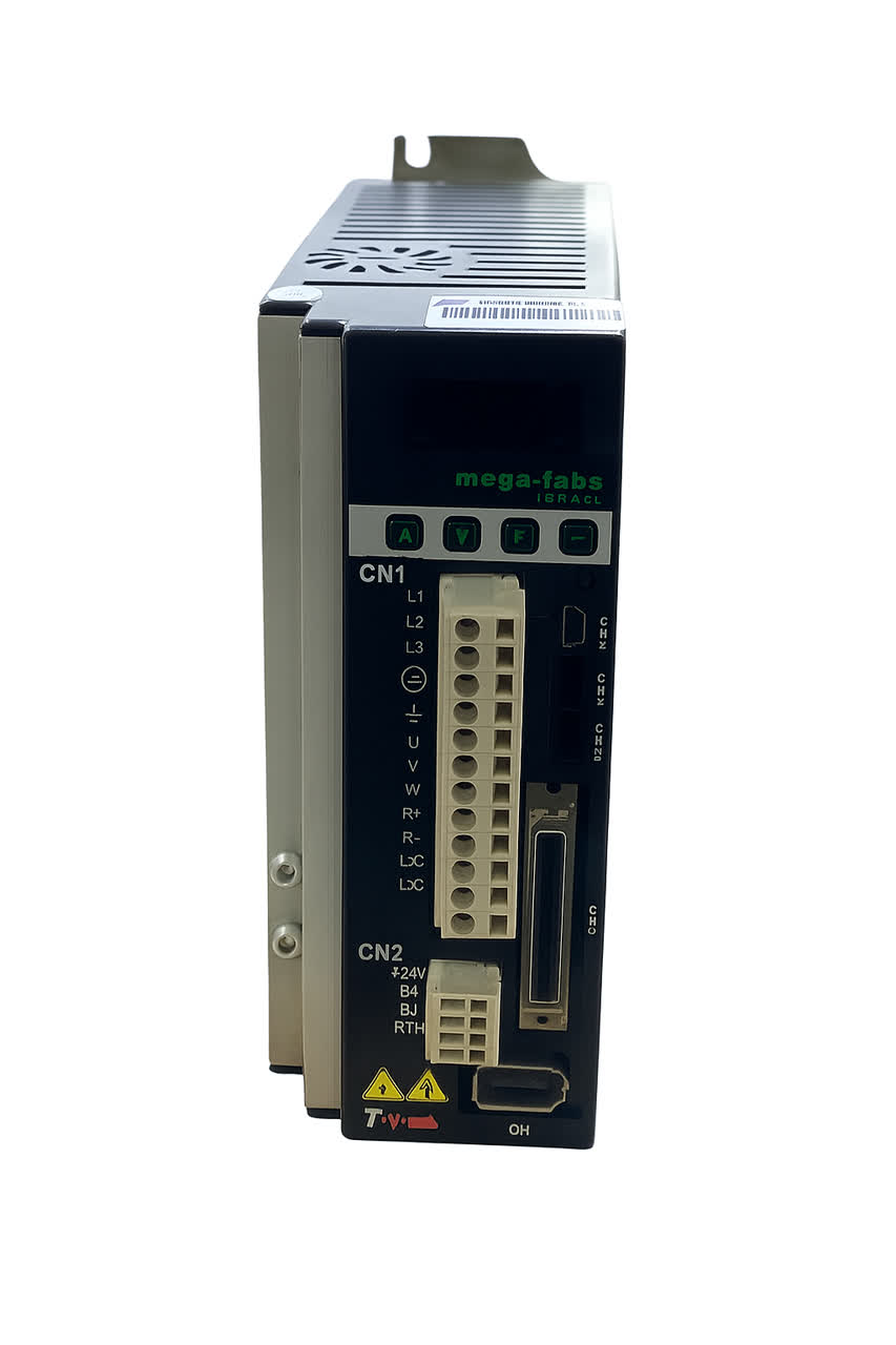 سرودرایو  D2T-1023-S-C4  D2T-1023-S-C4/P/N FD000MD24012/S/N;016040114 0095-A2/ INPUT 200-240VAC/OUTPUT220VAC
