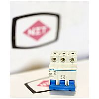 کلید مینیاتوری سه فاز  dz47-60/d20  dz47-60/d20